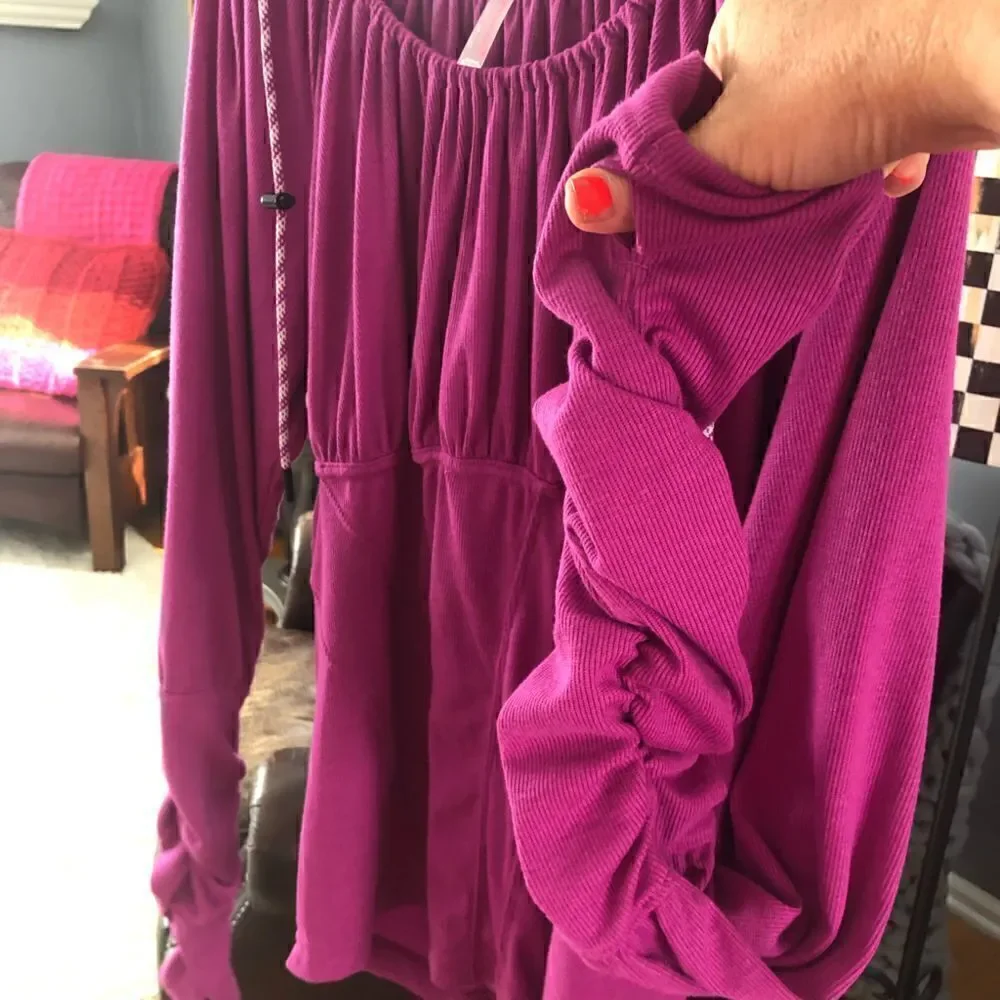 NWOT Free People Look Within Layer In Magenta Disco
